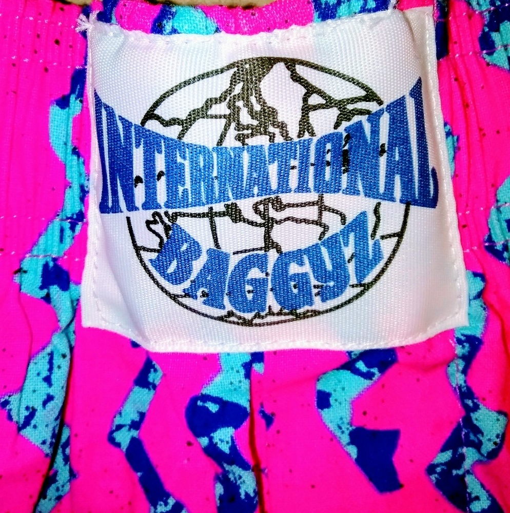 INTERNATIONAL BAGGYZ VINTAGE 80s/90s SHORTS!
